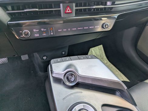 Certified 2023 Kia EV6 Wind RWD image 27