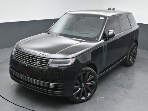 Used 2025 Land Rover Range Rover SV AWD/4WD image 47