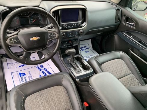 Used 2015 Chevrolet Colorado Z71 image 11