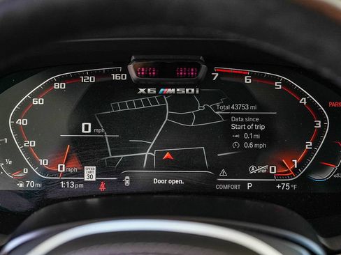 Used 2022 BMW X6 M50i w/ Executive Package AWD/4WD image 22