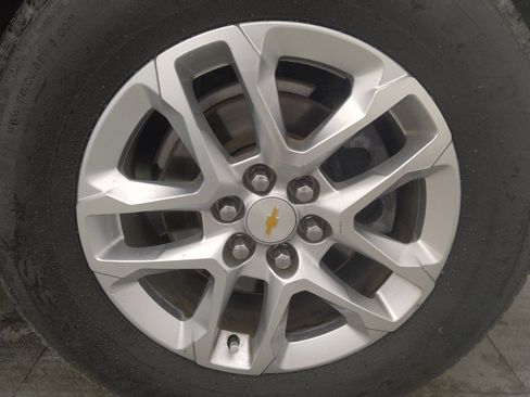 Used 2018 Chevrolet Traverse LT FWD image 31