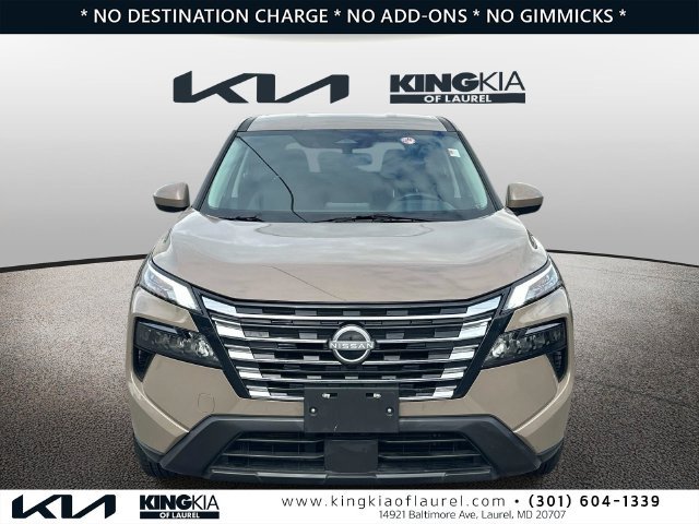 Used 2025 Nissan Rogue SV AWD/4WD image 27