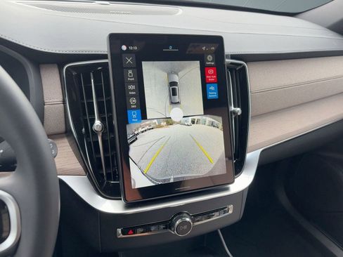 New 2026 Volvo XC90 B6 Plus w/ Protection Package image 23