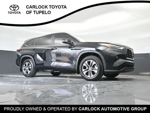 Used 2024 Toyota Highlander XLE image 46