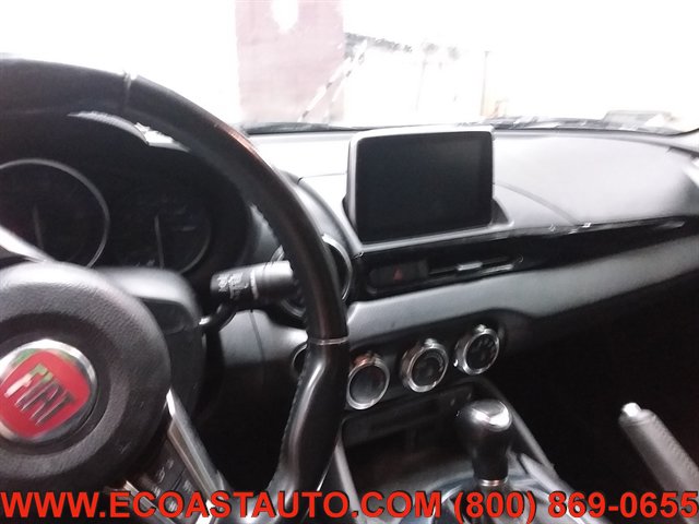 Used 2017 FIAT 124 Spider Lusso RWD image 11