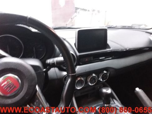 Used 2017 FIAT 124 Spider Lusso image 11