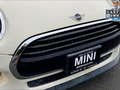 Used 2019 MINI Cooper 4-Door Hardtop image 25