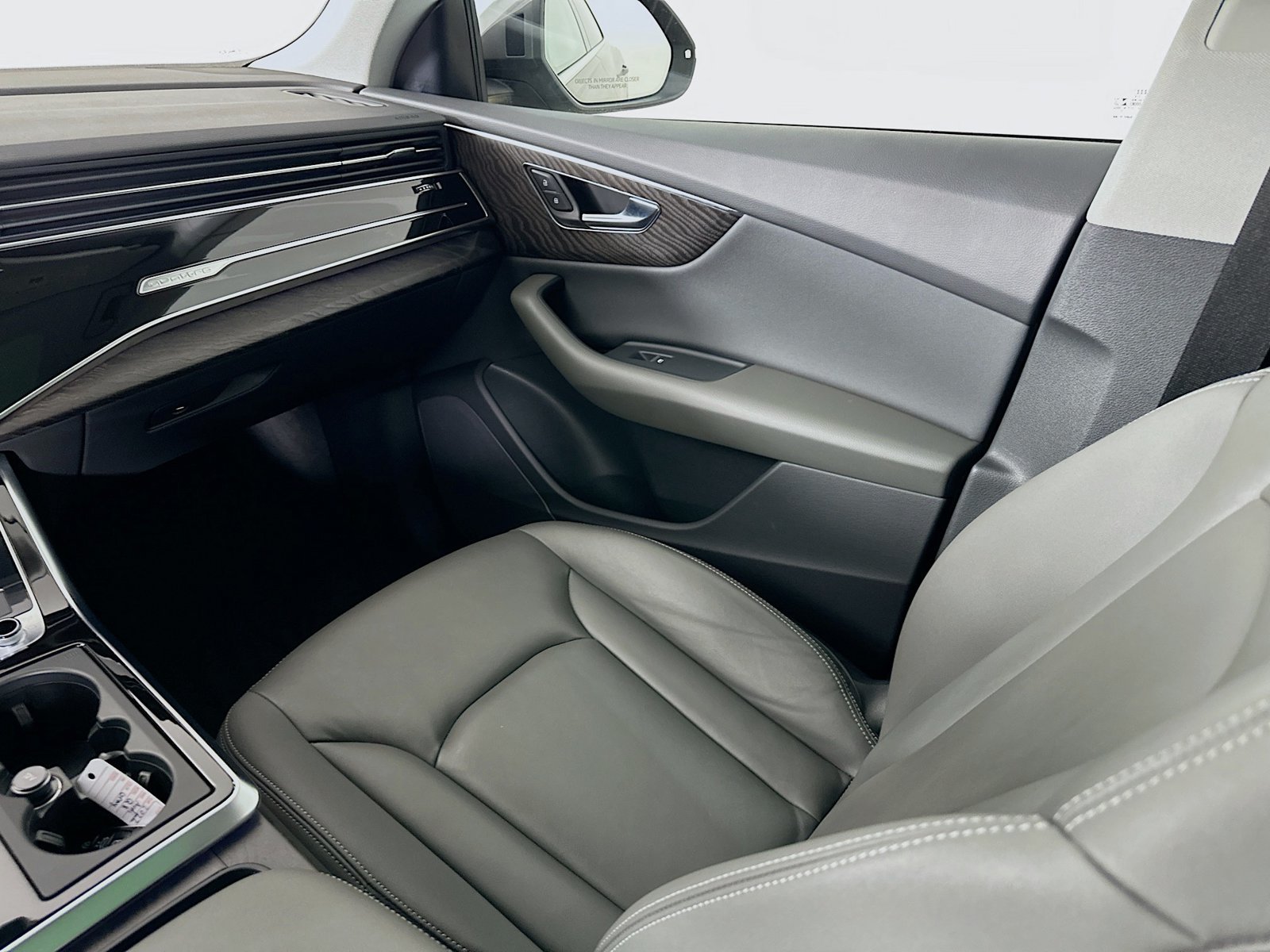 Certified 2022 Audi Q8 Premium AWD/4WD image 23