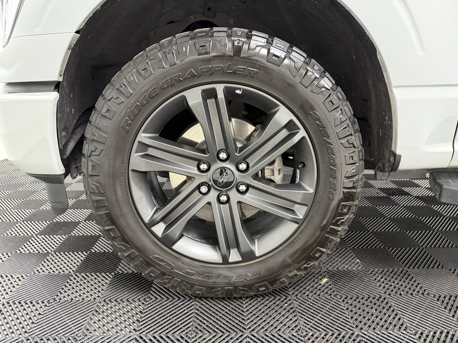 Used 2023 Ford F150 Lariat w/ Max Trailer Tow Package AWD/4WD image 11