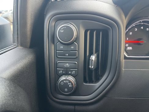 Certified 2022 Chevrolet Silverado 2500 Custom w/ Gooseneck/5TH Wheel Package image 20