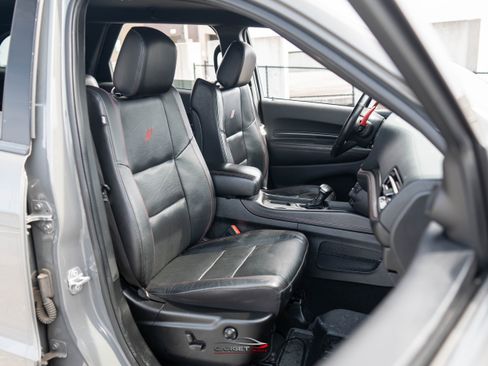 Used 2022 Dodge Durango R/T w/ Tow 'N Go Package AWD/4WD image 17