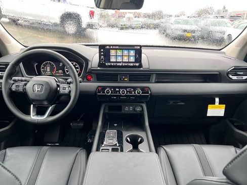 New 2025 Honda Pilot EX-L image 11