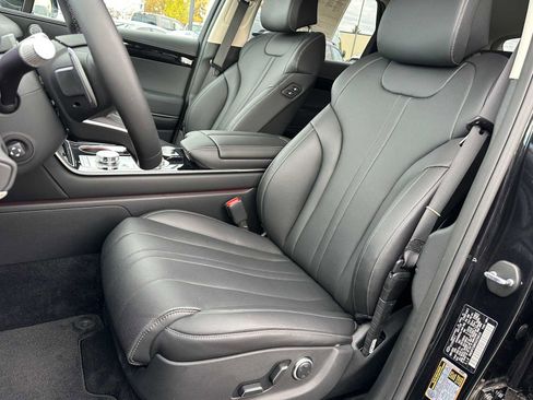 Used 2025 Genesis GV80 2.5T Standard image 21
