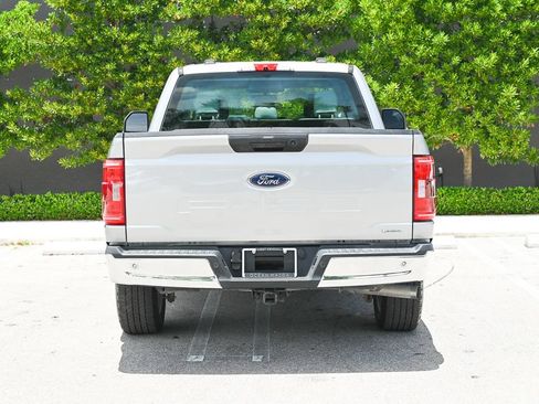 Used 2022 Ford F150 XLT w/ Trailer Tow Package RWD image 5