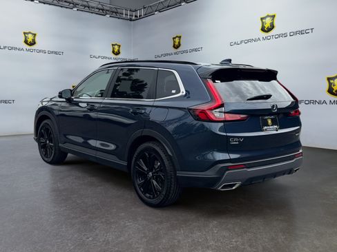 Used 2023 Honda CR-V Sport Touring image 3