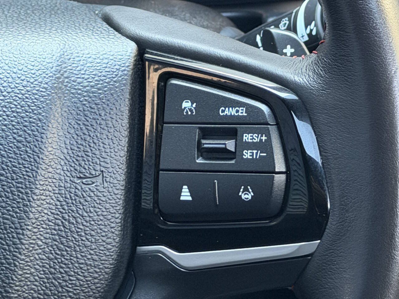 Used 2025 Honda Odyssey Sport-L image 25