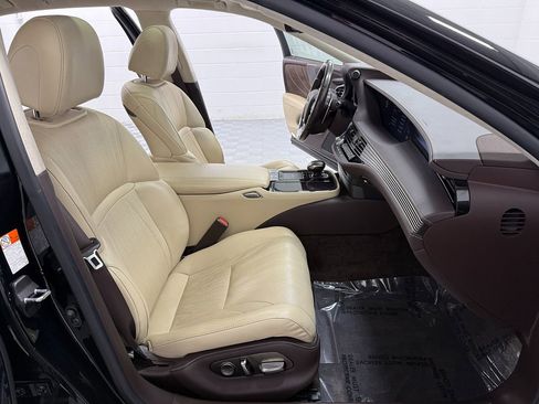 Used 2019 Lexus LS 500 AWD w/ Interior Upgrade Package image 15