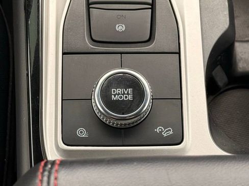 Used 2022 Ford Explorer ST-Line image 33