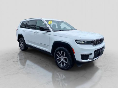 Used 2024 Jeep Grand Cherokee L Limited AWD/4WD image 13