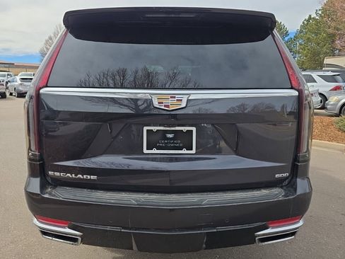 Used 2024 Cadillac Escalade Premium Luxury w/ Performance Package AWD/4WD image 5