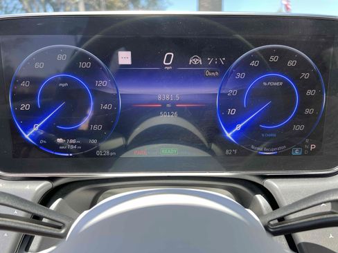 Used 2022 Mercedes-Benz EQS 450+ Sedan image 5