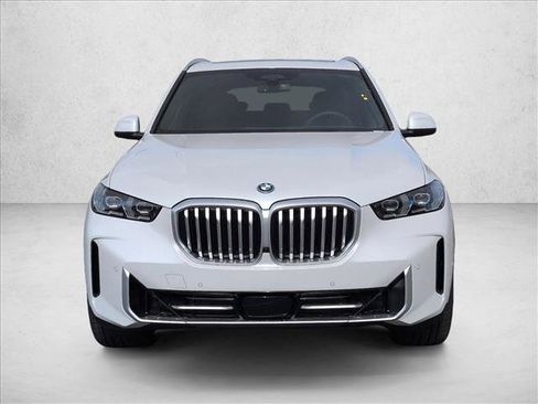 New 2026 BMW X5 xDrive50e AWD/4WD image 6