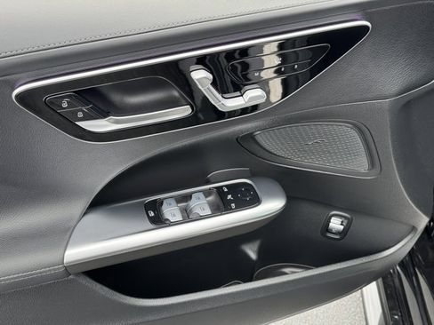 New 2026 Mercedes-Benz C 300 Sedan image 9