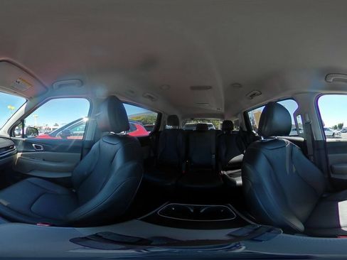 Used 2026 Kia Carnival FWD image 44