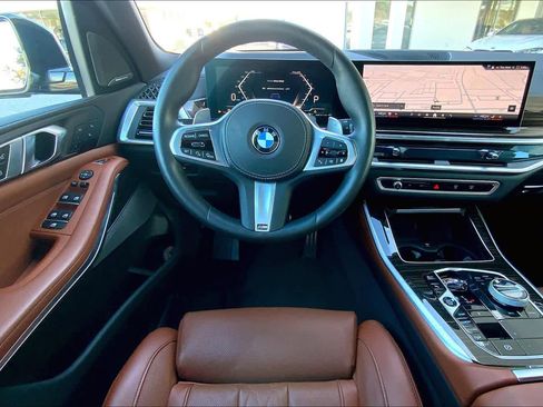 Used 2025 BMW X5 xDrive40i image 5