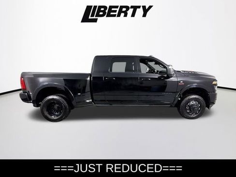 Used 2025 RAM 3500 Limited image 9