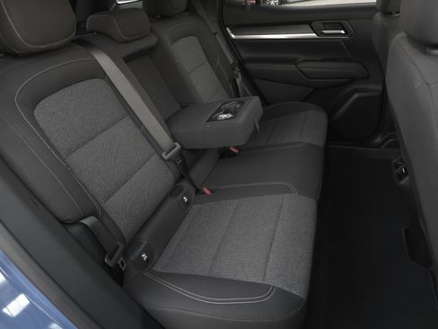 Used 2025 GMC Terrain Elevation image 30