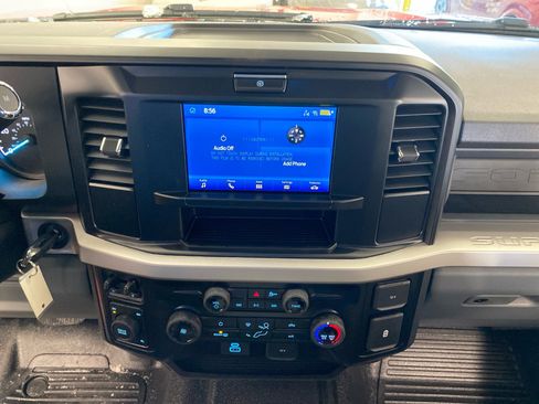 New 2026 Ford F250 XL w/ XL Chrome Package image 28