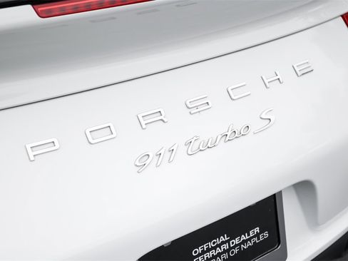 Used 2015 Porsche 911 Turbo S image 14