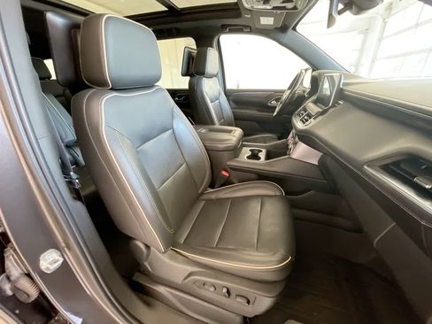 Used 2021 GMC Yukon XL SLT w/ SLT Premium Package AWD/4WD image 26