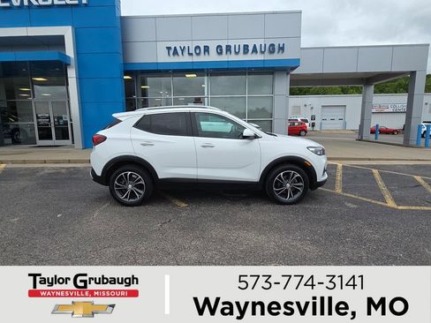 Used 2023 Buick Encore GX Select FWD image 1