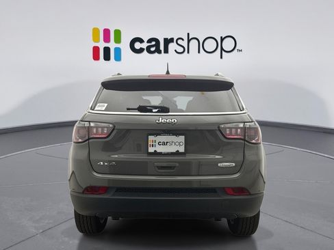 Used 2023 Jeep Compass Latitude AWD/4WD image 4