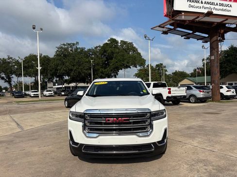 Used 2023 GMC Acadia SLE FWD image 7