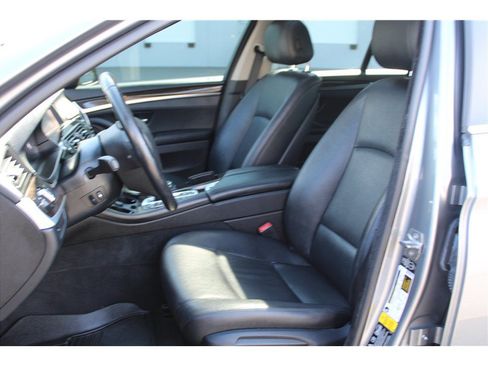 Used 2015 BMW 535i xDrive Sedan AWD/4WD image 6
