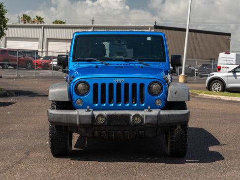 Used 2015 Jeep Wrangler Unlimited Sport w/ Quick Order Package 24S AWD/4WD image 2