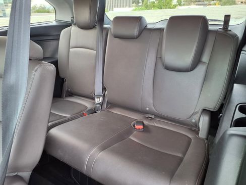 Used 2023 Honda Odyssey Touring image 9