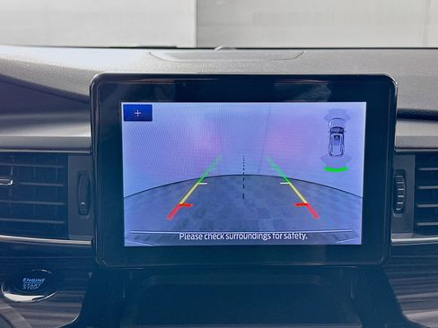 Used 2023 Ford Explorer Limited image 23