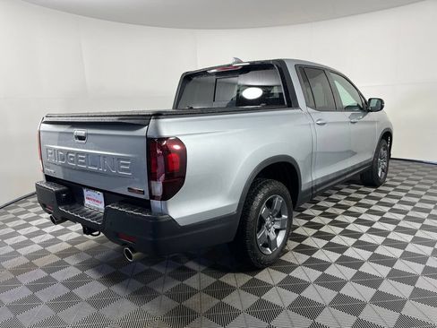 Certified 2025 Honda Ridgeline TrailSport image 13
