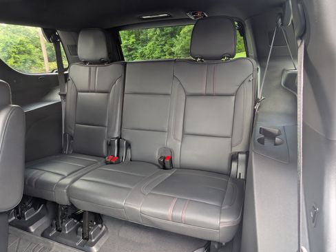 Used 2023 Chevrolet Tahoe RST w/ Luxury Package RWD image 19