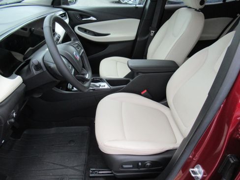 Used 2024 Buick Encore GX Sport Touring w/ Comfort Package FWD image 16