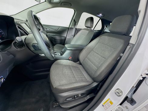 Used 2024 Chevrolet Equinox LT AWD/4WD image 13