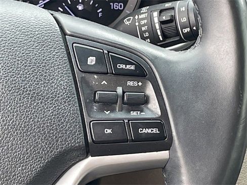 Used 2020 Hyundai Tucson Limited image 13