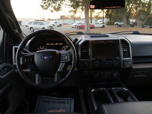 Used 2020 Ford F150 XLT w/ Equipment Group 302A Luxury image 7