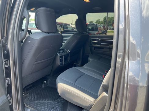 Used 2024 RAM 2500 Big Horn w/ Night Edition AWD/4WD image 46