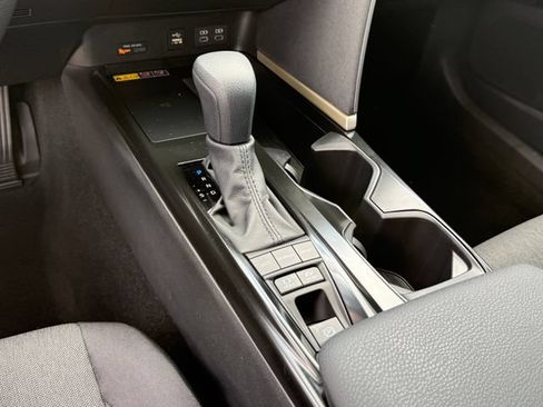 Used 2026 Toyota Camry LE w/ Convenience Package FWD image 17