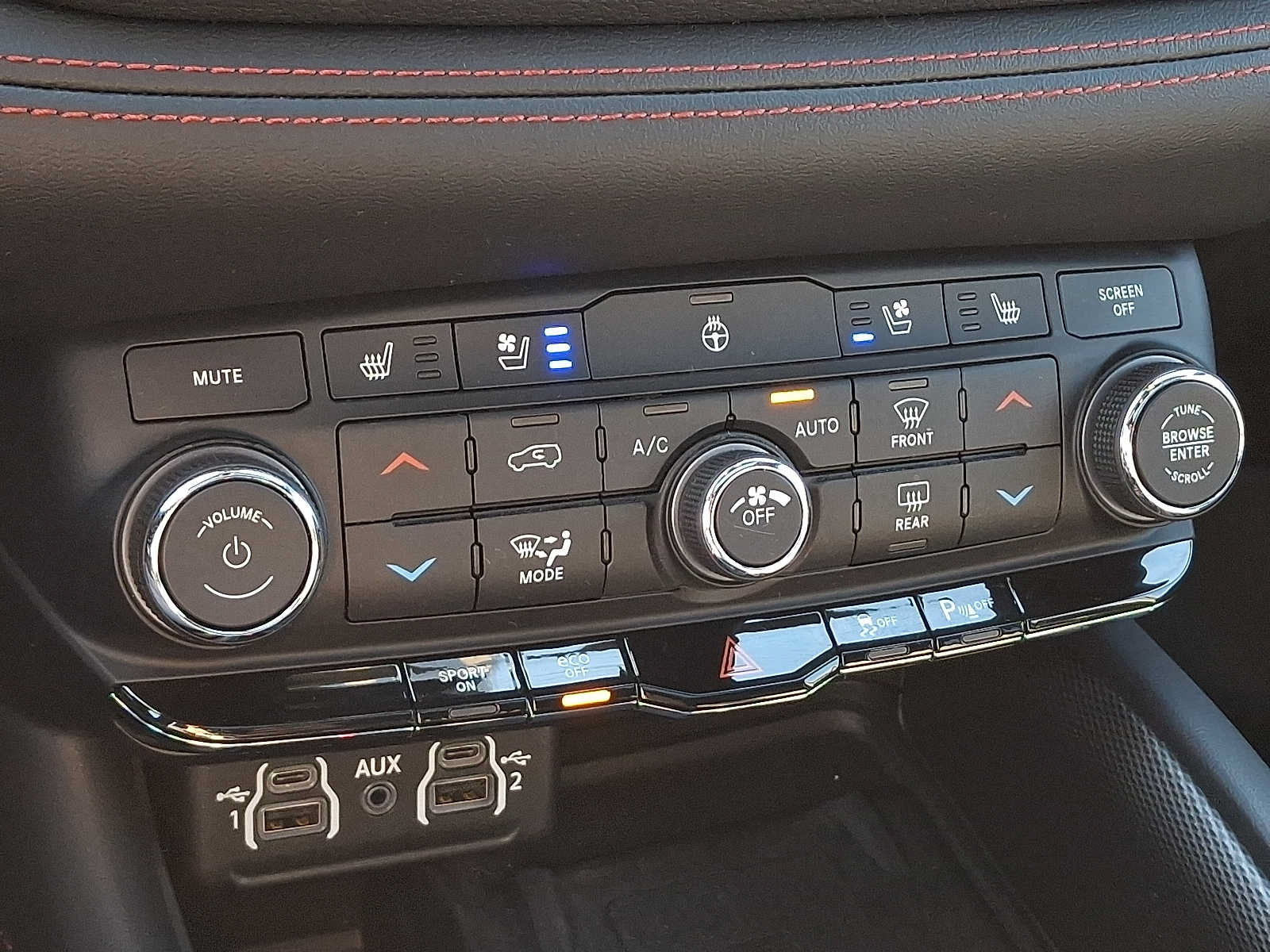 Used 2024 Dodge Durango R/T AWD/4WD image 16